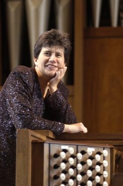 Organist Shelly Moorman-Stahlman in concert