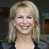 How to use effective communication to lead clients