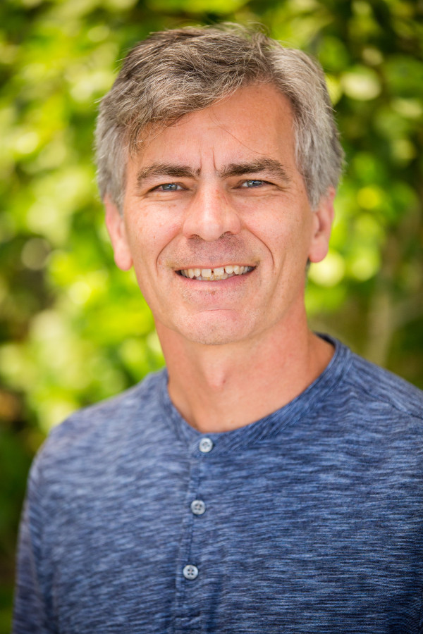 John J Deisz