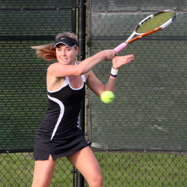 Women's Tennis Dealt First SCIAC Loss | California Lutheran University